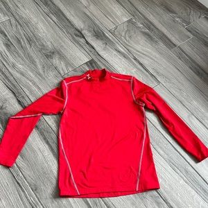Under Armor Fitted Medium ColdGear Red Long Sleeve Shirt
